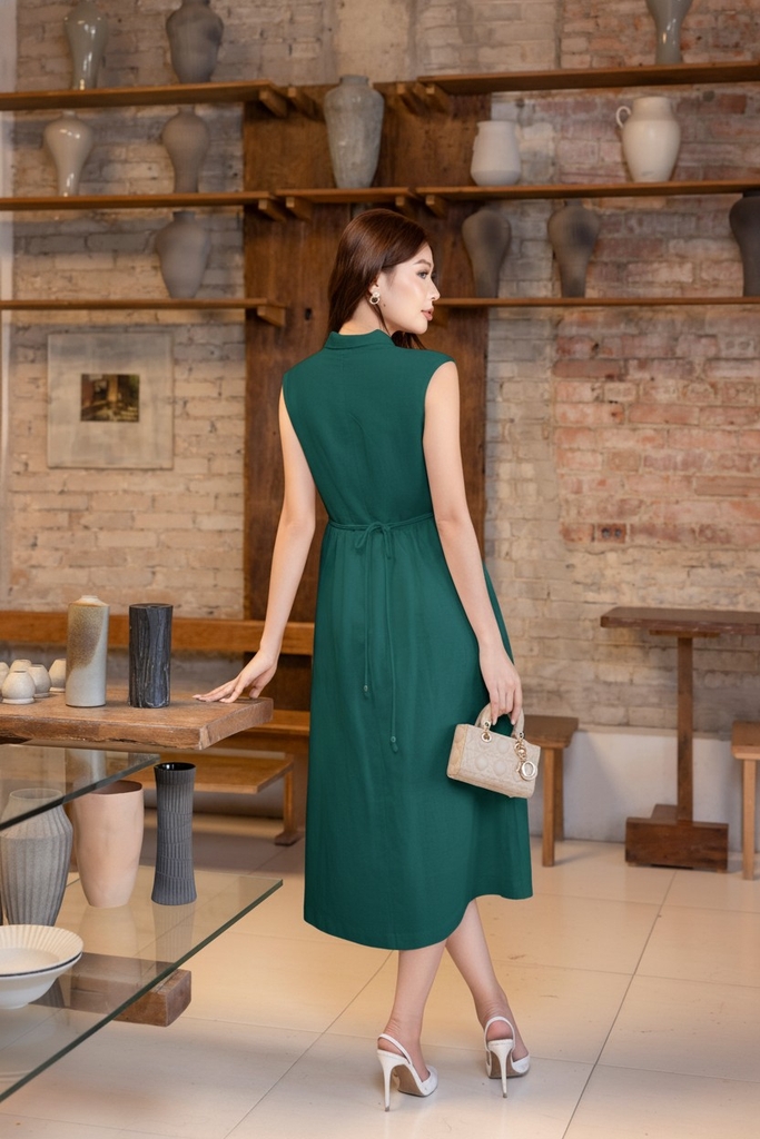 SWANLAKE | Váy Đầm Nữ Midi Sát Nách Cổ Sơ Mi Dây Thắt Eo Vải Linen Cao Cấp Thanh Lịch D13472LW01