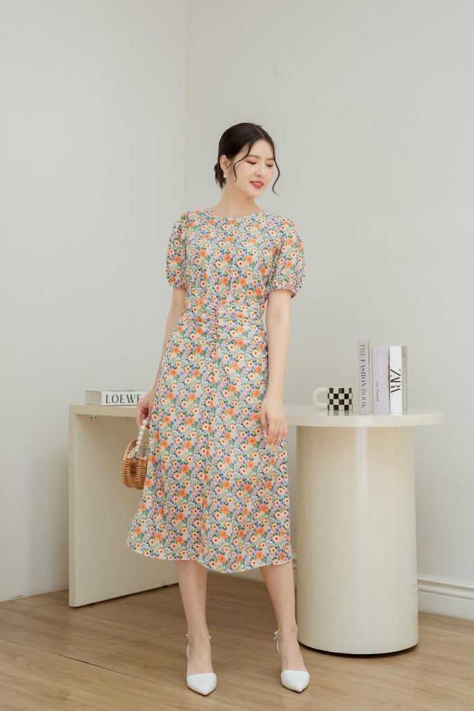 Đầm Nhún Kiểu Vải Xô Bông Swanlake - D10336LW01