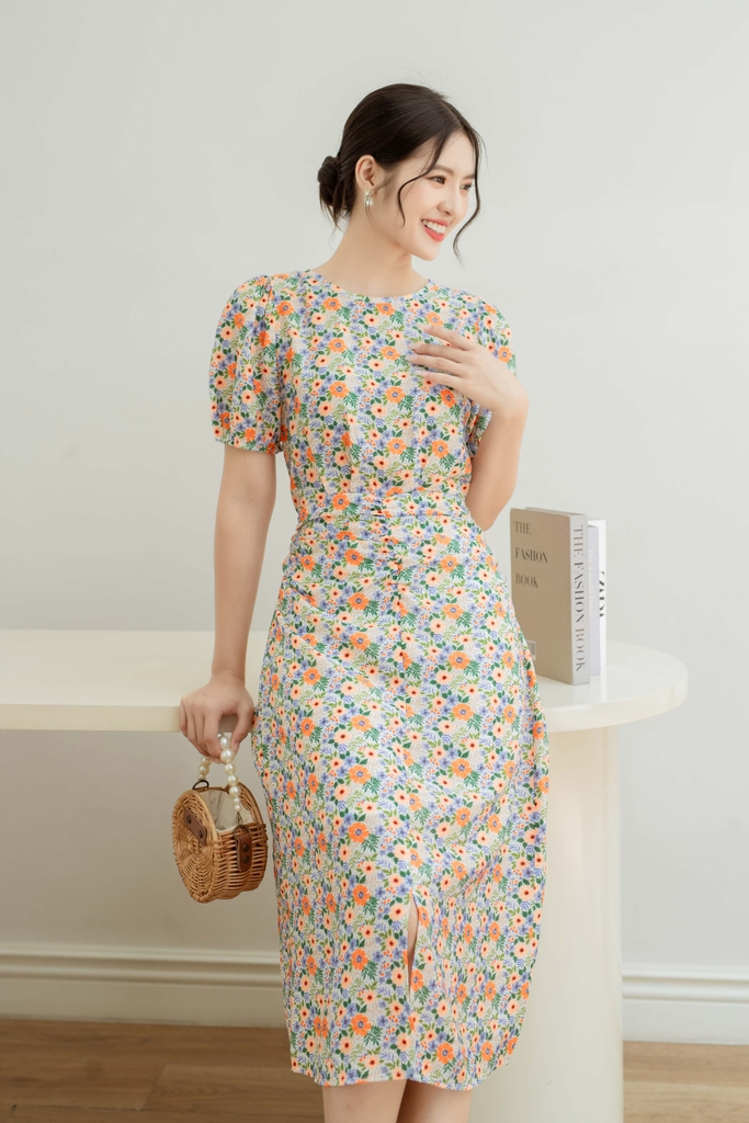 Đầm Nhún Kiểu Vải Xô Bông Swanlake - D10336LW01