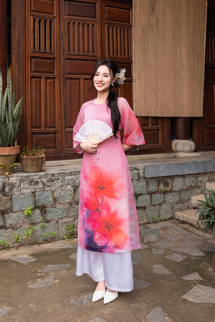 Áo Dài Giao Uyên Tà Kép Vải Tơ Lót Chiffon Swanlake - L12000LW01