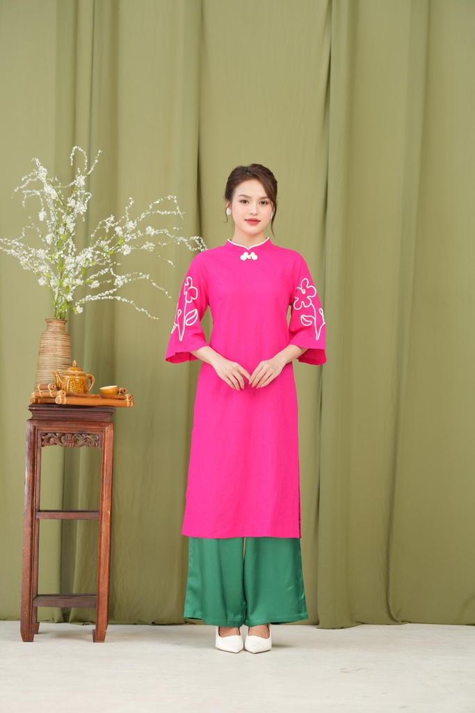 Áo Dài Hương An Chất Liệu Linen Kết Nút Tàu Chạy Nét Swanlake - L12003LW01