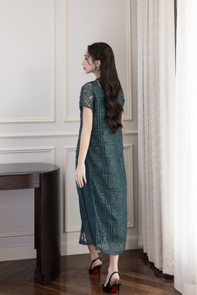 Váy Đầm Nữ Maxi Suông Sát Nách Cổ Tim Vải Ren Đính Hoa 3D Sang Trọng Đi Tiệc - D12869LW01