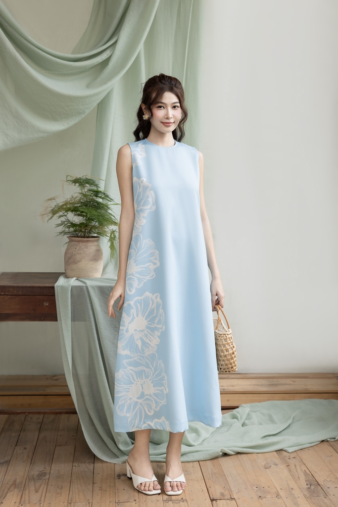 Đầm Sát Nách Hoa Chất Liệu Lụa Dày Swanlake - D12095LW03