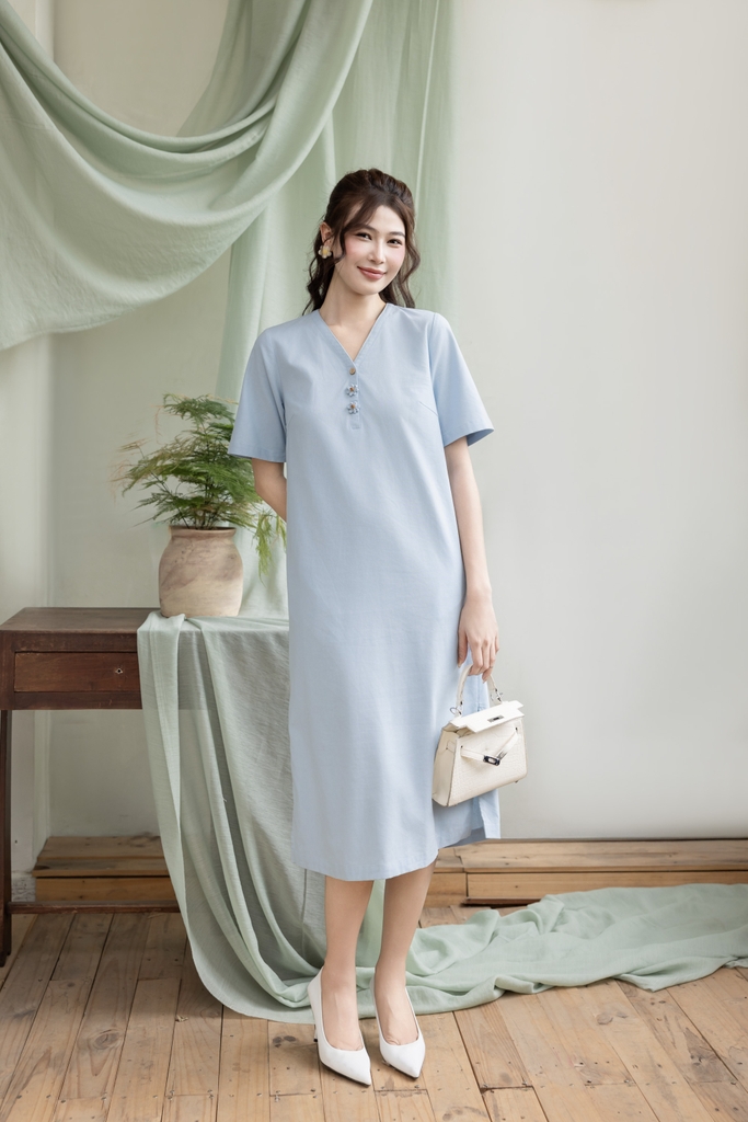 Swanlake | Váy Đầm Phom Suông Cổ Tim Chất Liệu Linen Đính Nút Hoa Kết Hạt Gỗ 3D Thủ Công - D12419LW01