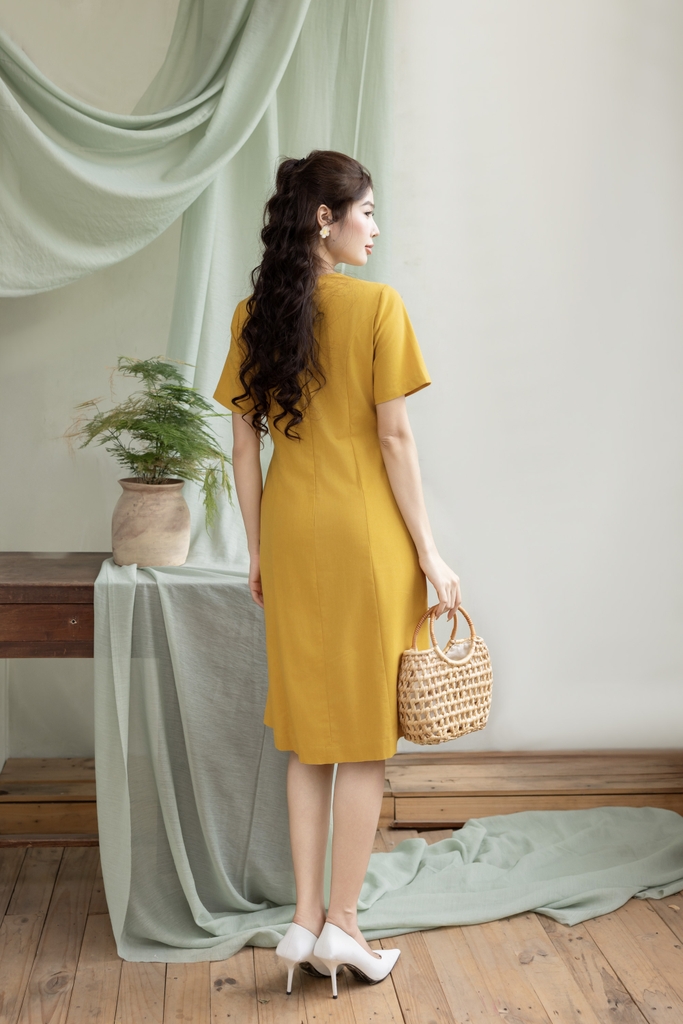 Swanlake | Váy Đầm Phom A Nhấn Eo Nhẹ Chất liệu Linen Chạy Nét Thủ Công  - D12362LW01