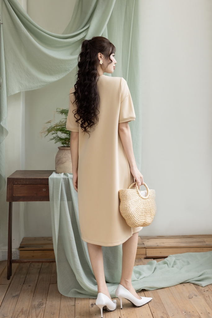 Swanlake | Váy Đầm Phom A Ngắn Chất liệu Thun Umi  Phối Túi Lưới Thêu Hoa 3D - D12252LW01