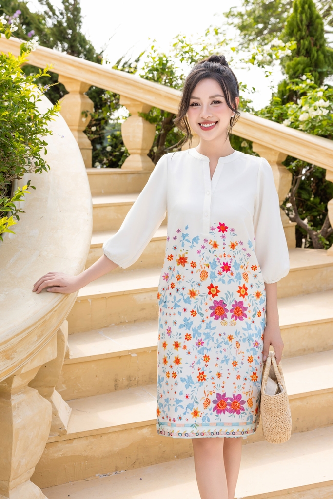 Swanlake | Đầm Suông Cổ Trụ Taffeta Dày Chân Bông Dài Qua Gối Không Lót D11086LW06
