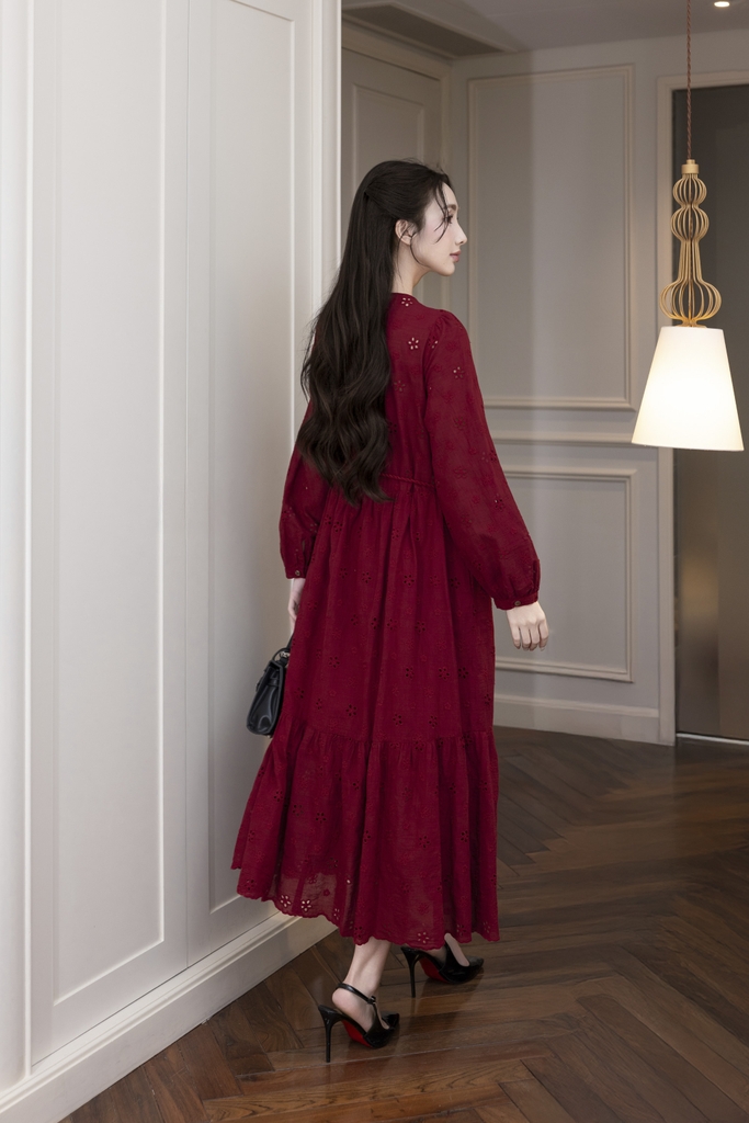 Váy Đầm Nữ Maxi Suông Đuôi Cá Xòe Cài Nút Cotton Tay Dài Dây Thắt Eo Tiệc Công Sở D13100LW01