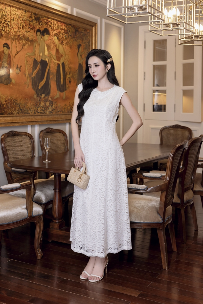 SWANLAKE | Váy Đầm Ren Nữ Suông Maxi Sát Nách Lót Thêu Hoa Dự Tiệc Công Sở Sang Trọng Cổ Tròn D12998LW01