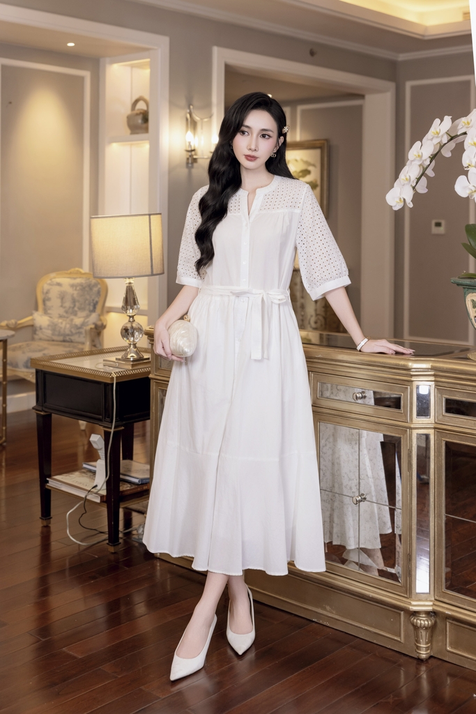 SWANLAKE | Váy Đầm Nữ Maxi Suông Cổ Trụ Cài Nút Cotton Phối Ren Dây Thắt Eo Tay Lỡ Công Sở D12821LW01