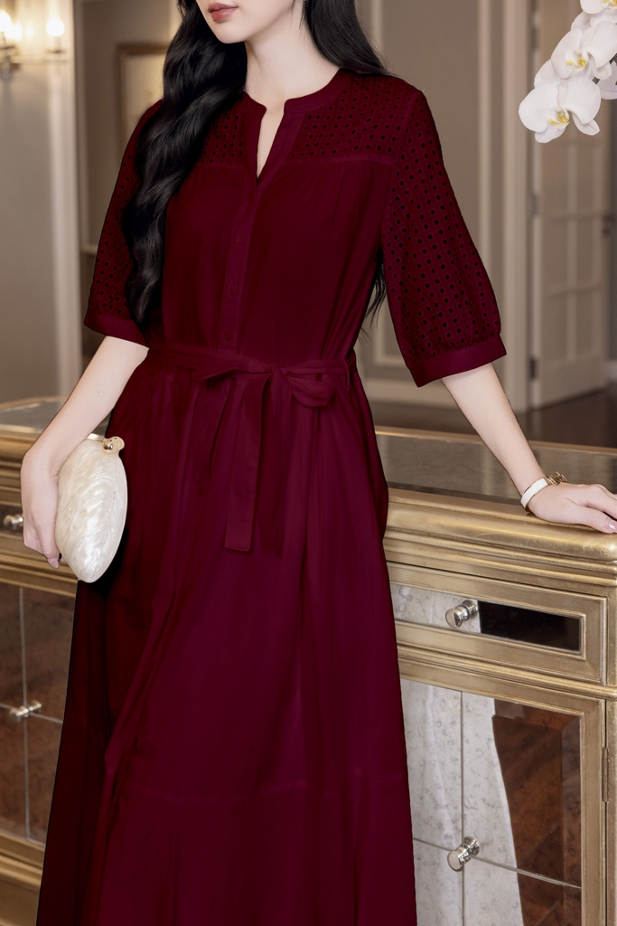 SWANLAKE | Váy Đầm Nữ Maxi Suông Cổ Trụ Cài Nút Cotton Phối Ren Dây Thắt Eo Tay Lỡ Công Sở D12821LW01