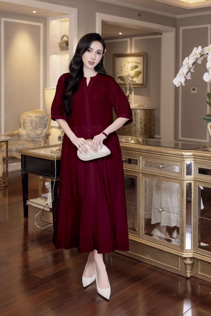 SWANLAKE | Váy Đầm Nữ Maxi Suông Cổ Trụ Cài Nút Cotton Phối Ren Dây Thắt Eo Tay Lỡ Công Sở D12821LW01