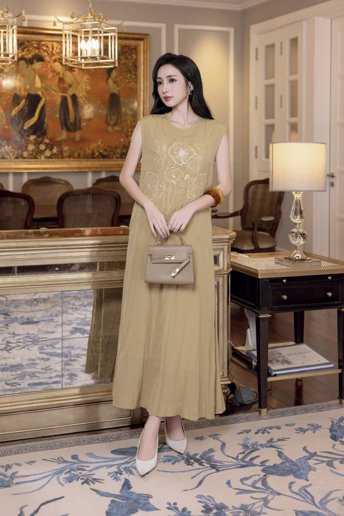 SWANLAKE | Váy Đầm Nữ Suông Maxi Xòe Sát Nách Cotton Cát Lót Thêu Hoa Tiệc Công Sở Thanh Lịch D12935LW01