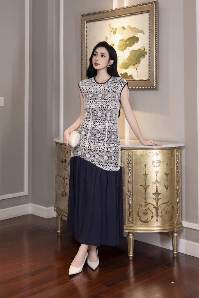 SWANLAKE | Váy Đầm Maxi Đuôi Cá Nữ Cotton Cát Phối Ren Lưới Thêu Hoa Sát Nách Tiệc Công Sở D12917LW01