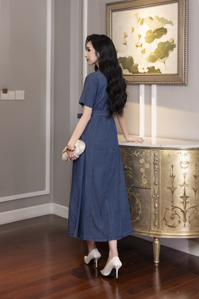 SWANLAKE | Váy Đầm Nữ Sơ Mi Suông Trơn Cài Nút Denim Jean Wash Tay Ngắn Dây Thắt Eo Công Sở D12990LW01