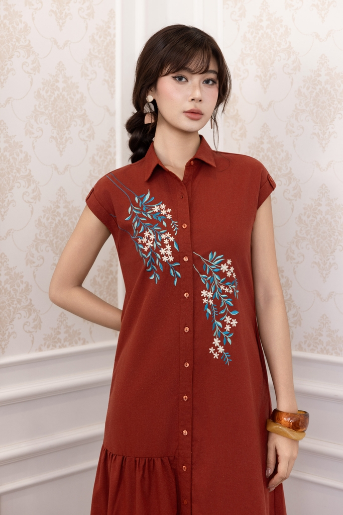 Đầm Maxi Suông Tay Hến Cổ Sơ Mi Linen Thêu Hoa D13603LW01