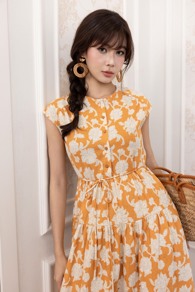 SWANLAKE | Váy Đầm Nữ Maxi Vải Linen Cổ Tròn Cài Nút Tay Hến Dây Thắt Eo In Hoa D13821LW01