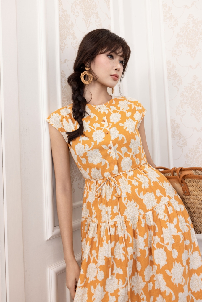 SWANLAKE | Váy Đầm Nữ Maxi Vải Linen Cổ Tròn Cài Nút Tay Hến Dây Thắt Eo In Hoa D13821LW01