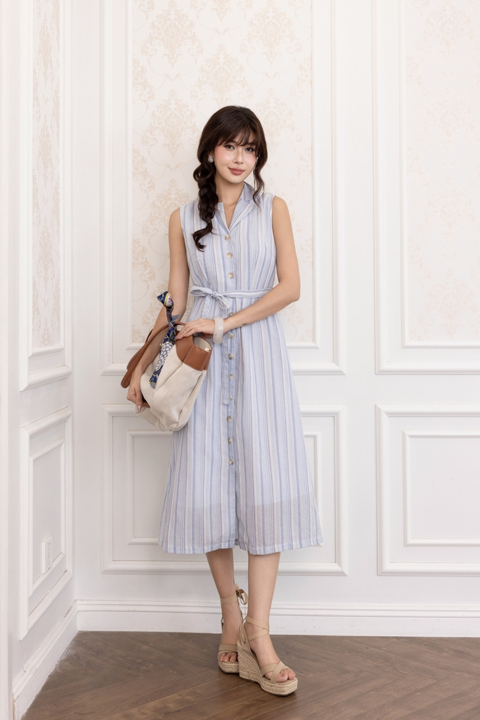 SWANLAKE | Váy Đầm Nữ Sơ Mi Sát Nách Cổ Bẻ Dây Thắt Eo Vải Xô Cotton Sọc Công Sở Dạo Phố Hè D13824LW01