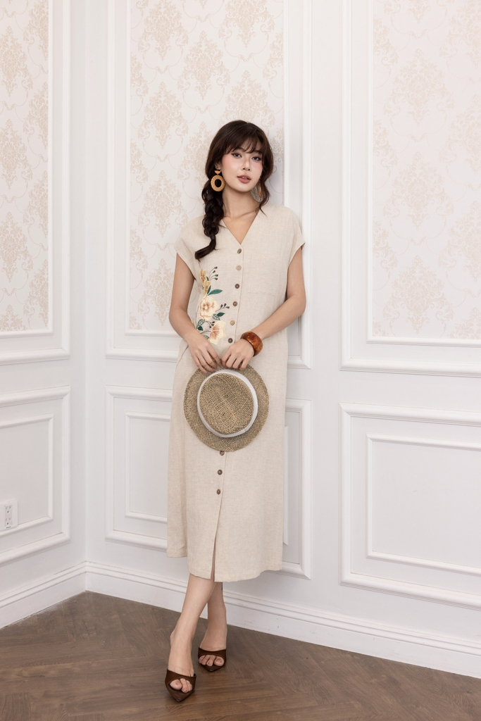 SWANLAKE | Váy Đầm Nữ Maxi Suông Tay Hến Cổ Chữ V Cài Nút Vải Linen Thêu Hoa Công Sở Dạo Phố D13782LW01