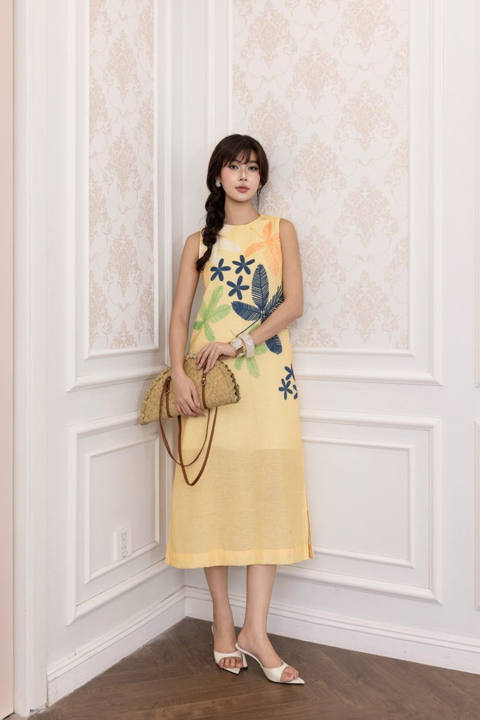SWANLAKE | Váy Đầm Nữ Maxi Suông Sát Nách Xẻ Tà Linen Lụa In Hoa Cổ Tròn Du Lịch Biển Hè D12380LW06
