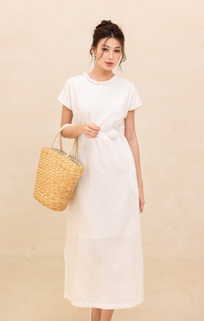 Váy Đầm Phom Suông Sát Nách Vải Linen Mềm Cổ Tròn Vặn Thừng Có Lót Swanlake - D12501LW01