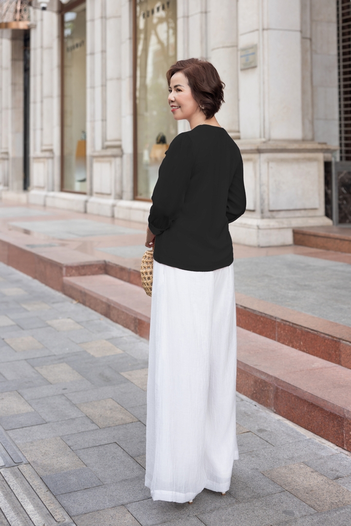 M Collection | Áo Trung Niên Nữ Tặng Mẹ, Tặng Bà Chất Lụa Ngọc Đính Hoa 3D Sang Trọng A12385LW01