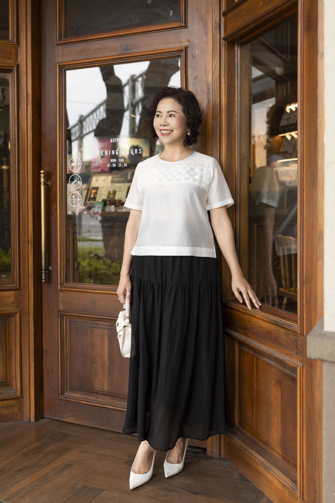 M COLLECTION | Áo Trung Niên Tặng Mẹ Mặc Hằng Ngày Ô Đan Dây Tơ Xốp A11471LW01