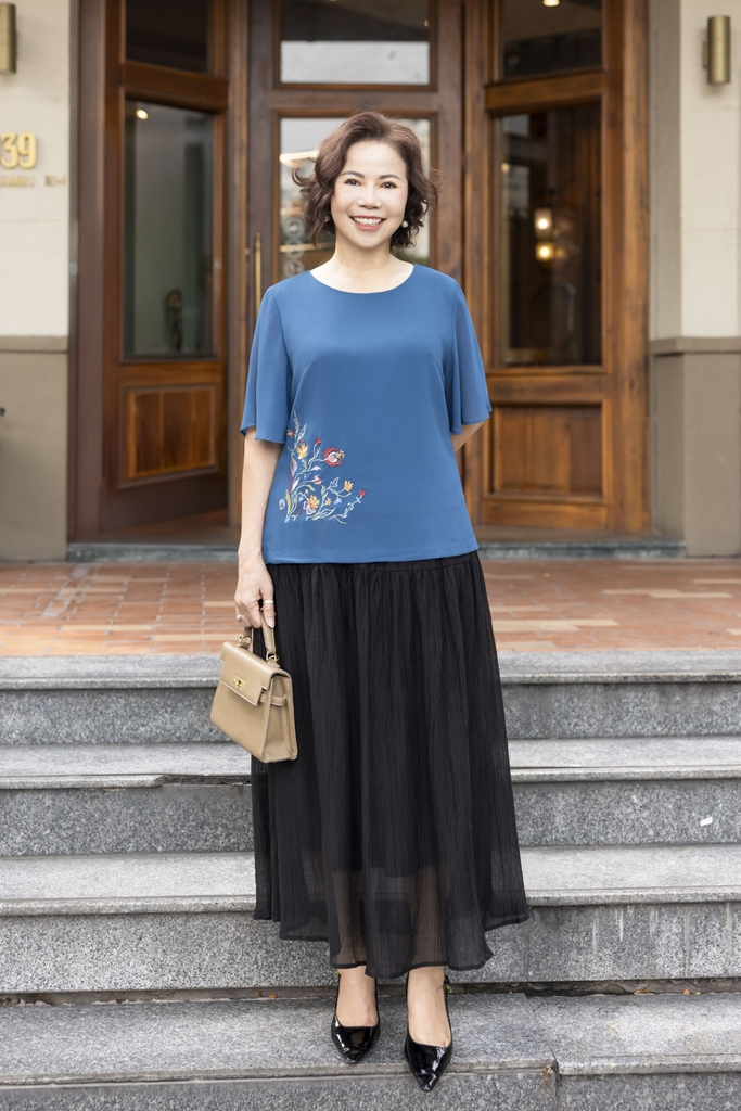 M COLLECTION | Áo Trung Niên Tay Cánh Tiên Tặng Mẹ Sang Trọng Lụa Chiffon Thêu A12084LW02