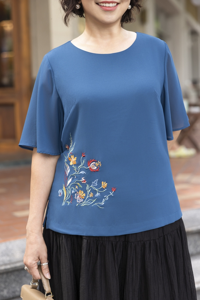 M COLLECTION | Áo Trung Niên Tay Cánh Tiên Tặng Mẹ Sang Trọng Lụa Chiffon Thêu A12084LW02