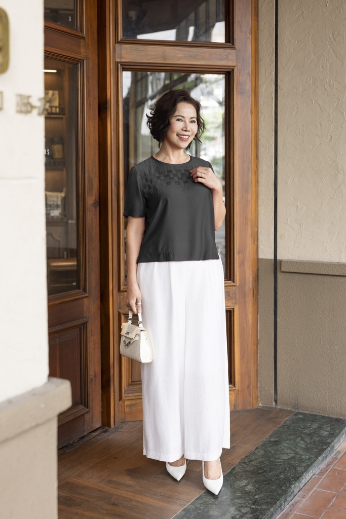 M COLLECTION | Áo Trung Niên Tặng Mẹ Mặc Hằng Ngày Ô Đan Dây Tơ Xốp A11471LW01