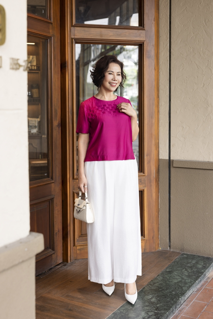 M COLLECTION | Áo Trung Niên Tặng Mẹ Mặc Hằng Ngày Ô Đan Dây Tơ Xốp A11471LW01