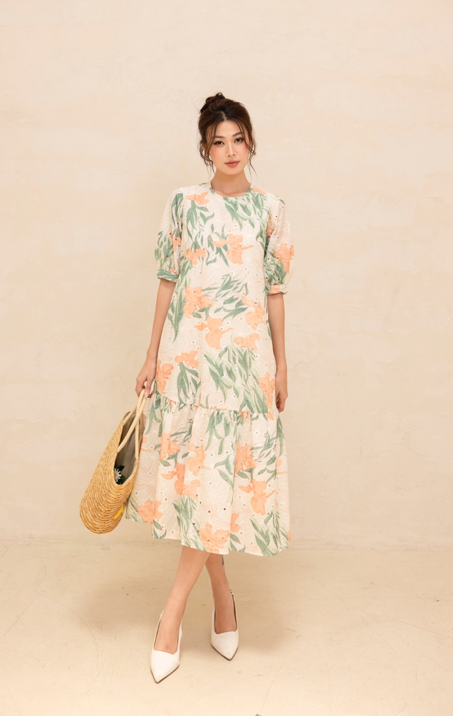 Đầm Maxi Hè Vải Boi Thêu Phom Suông Dài Đuôi Cá Swanlake - D11522LW03
