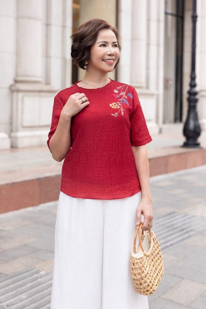 M Collection | Áo Trung Niên Nữ Tặng Mẹ, Tặng Bà Tơ Thêu Sang Trọng Tay Lỡ A12343LW01