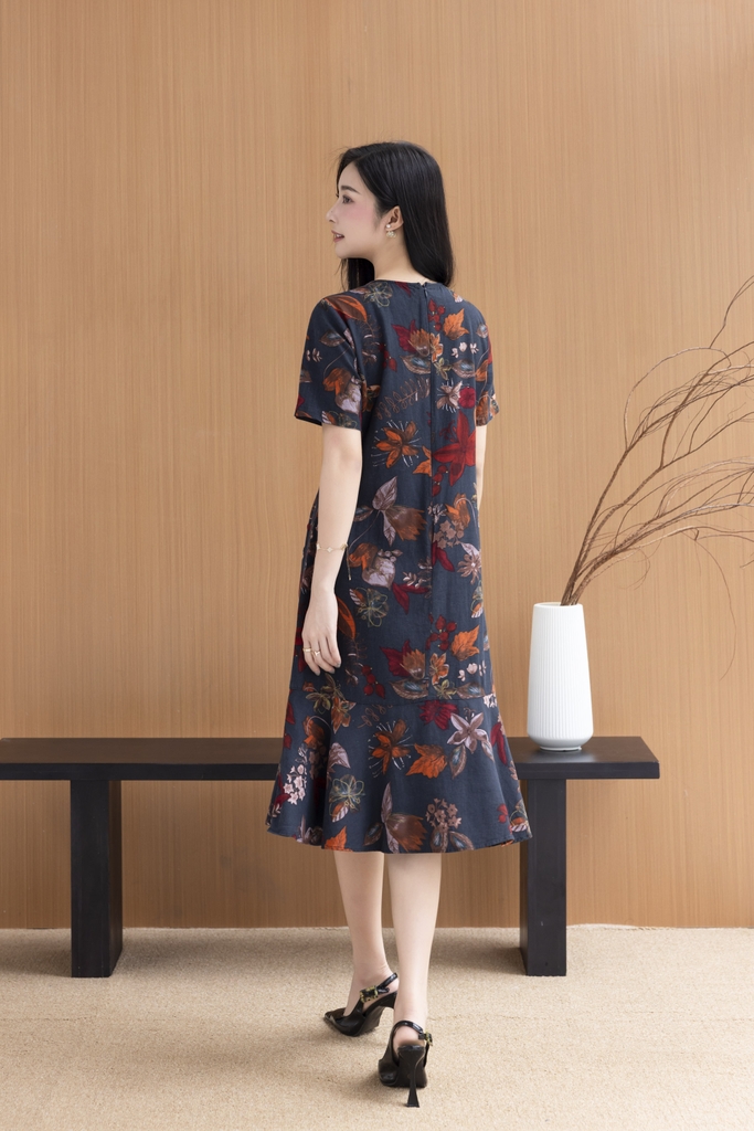 Đầm Linen Bông Đuôi Cá Phom Ôm Swanlake - D11531LW04
