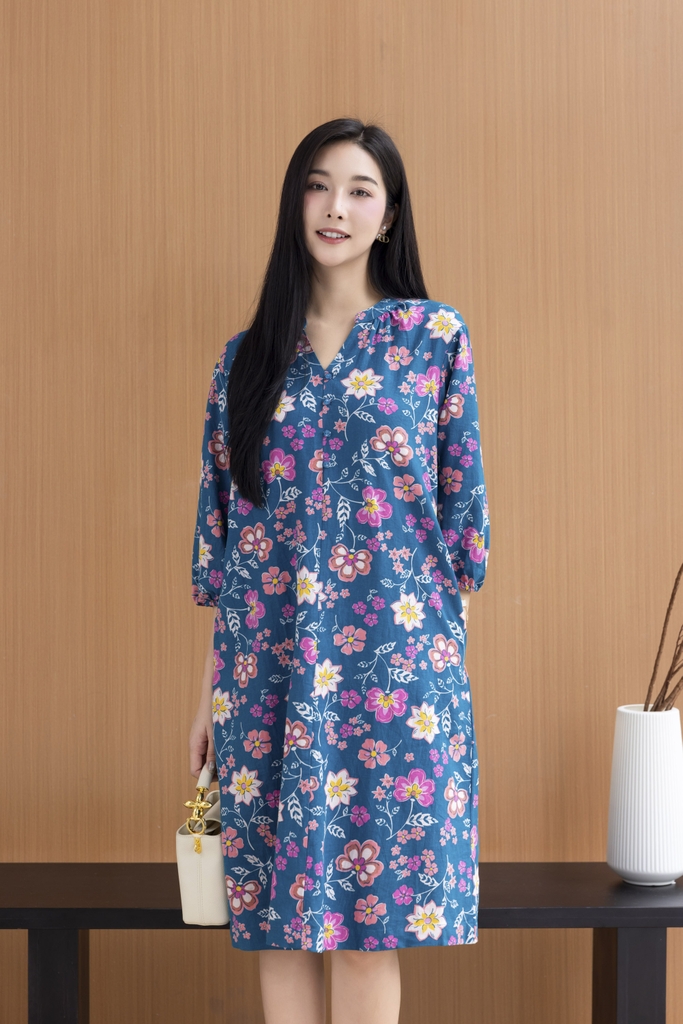 SWANLAKE | Váy Đầm Nữ Suông Dây Thắt Eo Cổ Trụ Đính Nút Vải Linen In Hoa Hè Tay Bí Lỡ Có Túi D12671LW02