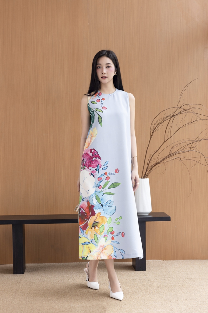 Đầm Sát Nách Hoa Chất Liệu Lụa Dày Swanlake - D12095LW01