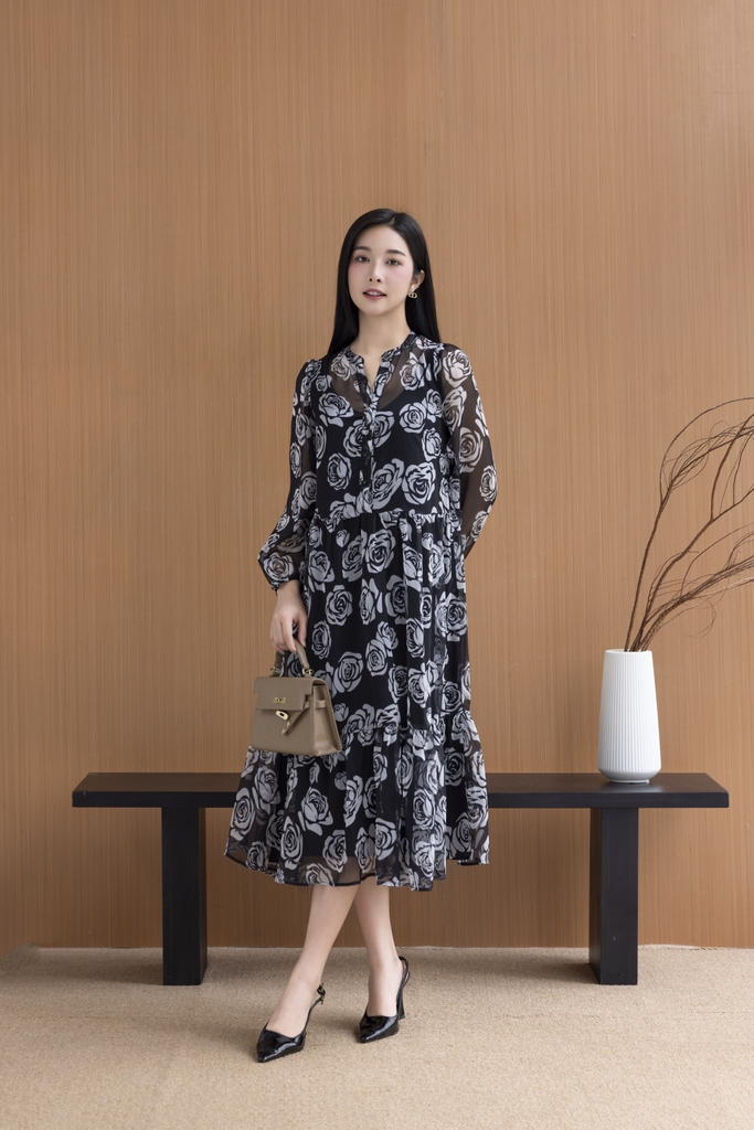 SWANLAKE | Váy Đầm Nữ Maxi Suông Xòe 2 Lớp Cổ Trụ Cài Nút Tay Dài Vải Tơ In Bông Hè Đi Biển D12073LW05