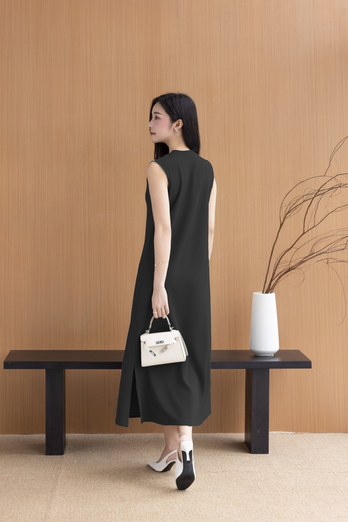 Swanlake | Đầm Sát Nách Phom Suông Chất Thun Dày Basic Swanlake - D11256LW01