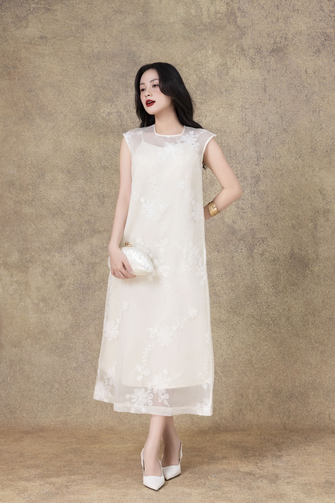 SWANLAKE | Váy Đầm Nữ Suông Maxi Xòe Sát Nách Vải Tơ Thêu Hoa Tiệc Công Sở Thanh Lịch D13283LW01