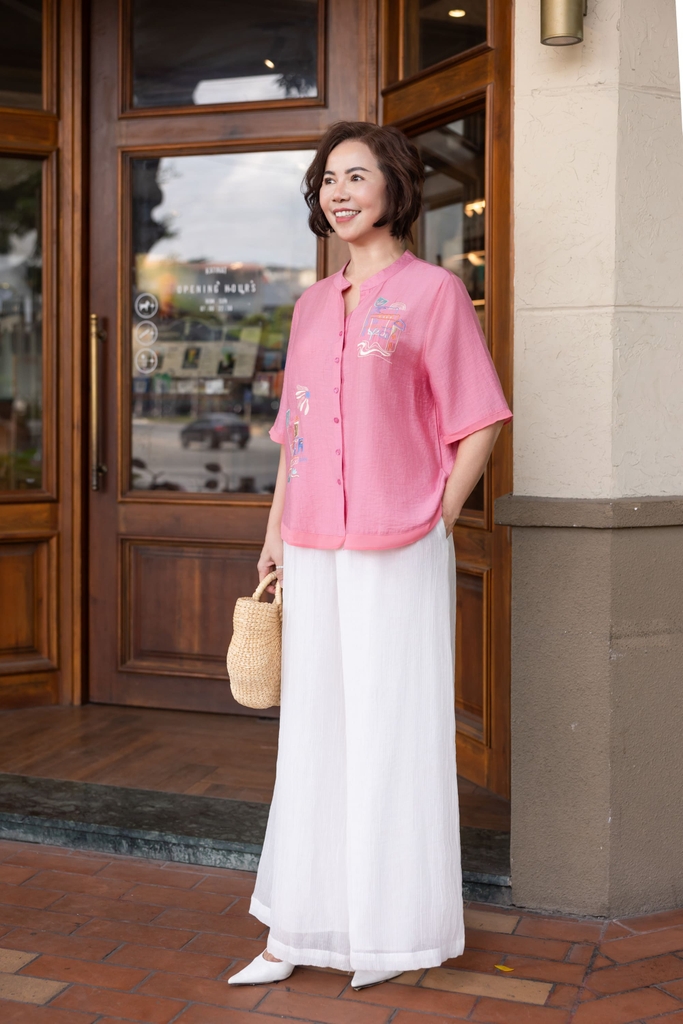 M-Collection - Áo Sơ Mi Cổ Trụ Tay Ngắn Thêu Đối Xứng Chất Liệu Vải Lụa Hàn - A12096LW01