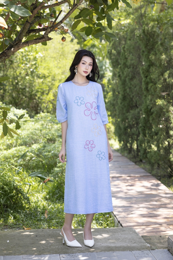Swanlake | Đầm Suông Phom Dài Linen Thêu Hoa D12550LW01