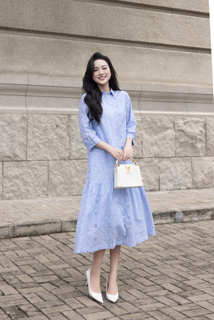 SWANLAKE | Váy Đầm Nữ Maxi Sơ Mi Suông Đuôi Cá Xòe Cotton Thêu Hoa Đục Lỗ Cài Nút Tay Nẹp Lỡ D12901LW01
