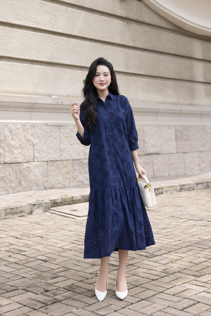 SWANLAKE | Váy Đầm Nữ Maxi Sơ Mi Suông Đuôi Cá Xòe Cotton Thêu Hoa Đục Lỗ Cài Nút Tay Nẹp Lỡ D12901LW01