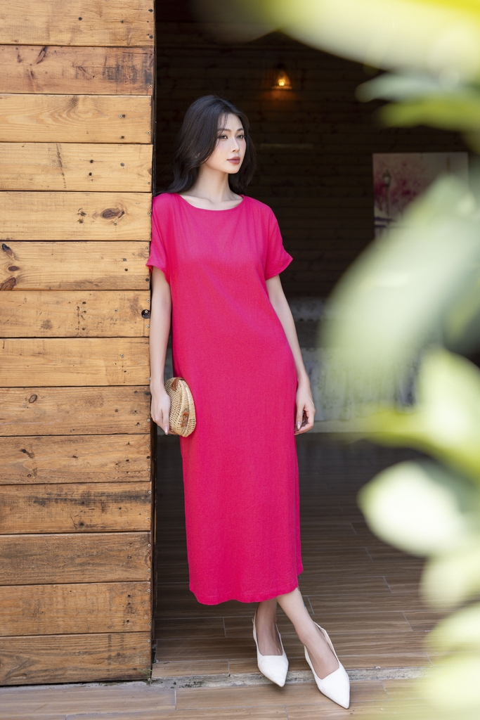 SWANLAKE | Váy Đầm Nữ Maxi Suông Vải Linen In Hoa Hè Cổ Thuyền Tay Ngắn Xẻ Tà Có Túi Du Lịch D12689LW01