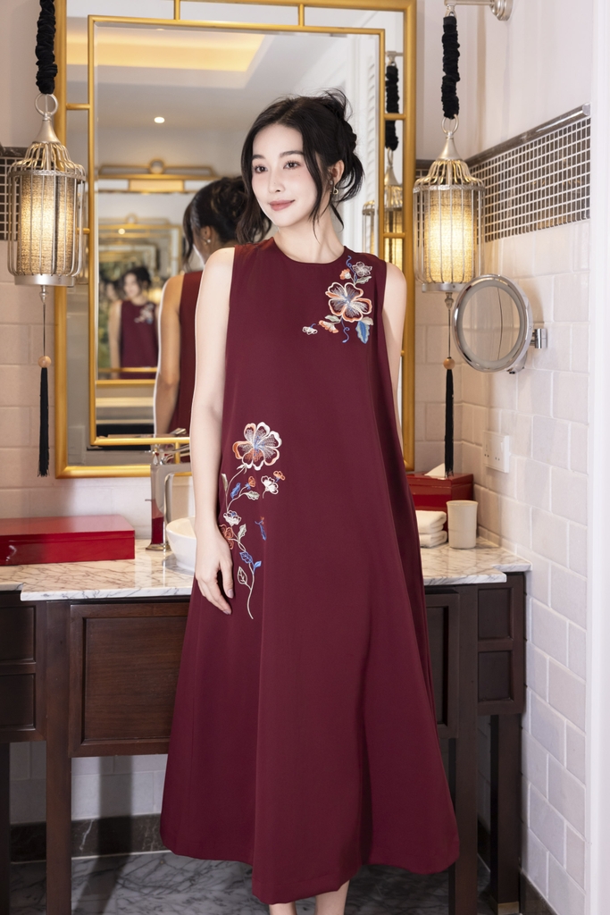 SWANLAKE | Váy Đầm Nữ Maxi Suông Sát Nách Có Túi In Hoa Hè Vải Lụa Dày Co Giãn Du Lịch Biển D12755LW01