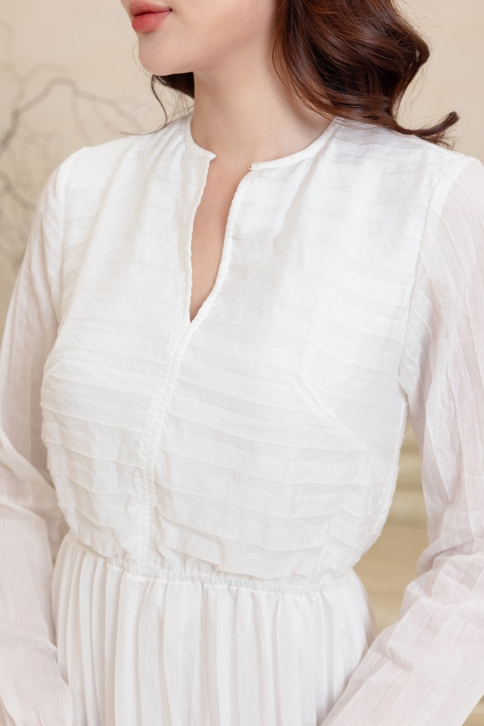 Đầm Xếp Ly Dáng Dài Lưng Cut-Out Swanlake - D11411LW01