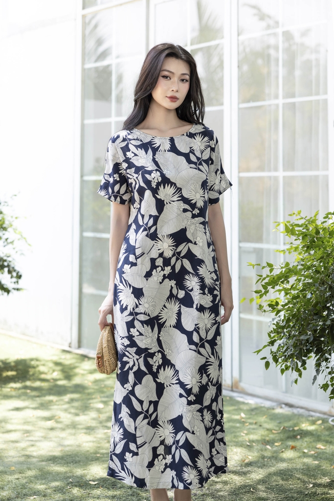 SWANLAKE | Váy Đầm Nữ Maxi Suông Vải Linen In Hoa Hè Cổ Thuyền Tay Ngắn Xẻ Tà Có Túi Du Lịch D12689LW01