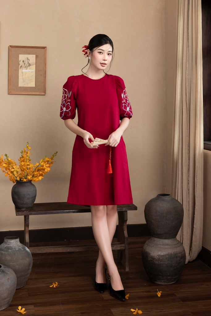 Đầm Thêu Hai Bên Cánh Tay Chất Liệu Linen Swanake - D12013LW01