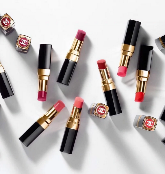 CHANEL ROUGE COCO FLASH Hydrating Vibrant Shine Lip Colour Farfetch #33 CHANEL ROUGE COCO FLASH Hydrating Vibrant Shine Lip Colour Farfetch